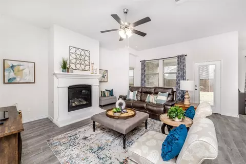 Living - 4017 Ellinger Dr, Heath, TX 75126 photo 2 of 6