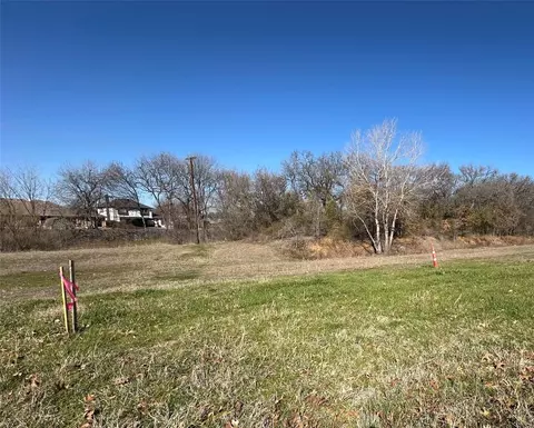727 River Oak Way, Lake Dallas, TX 75065