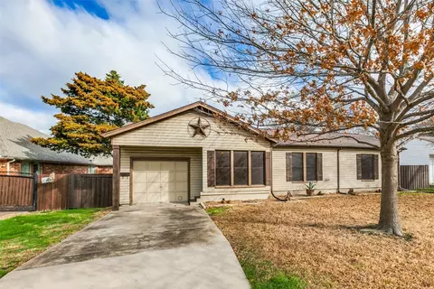 315 Apollo Rd, Richardson, TX 75081
