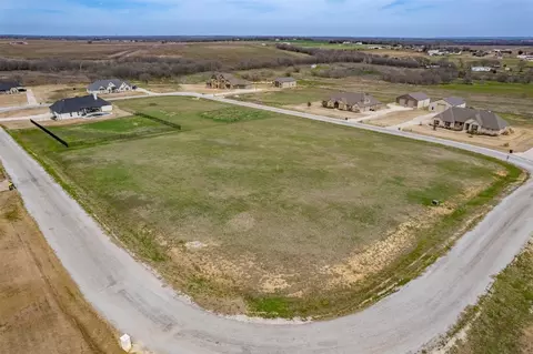 9697 Whispering Creek Ter, Grandview, TX 76050