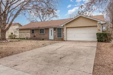 107 Wake Dr, Richardson, TX 75081