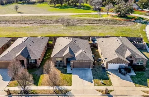4837 Lemon Grove Dr, Fort Worth, TX 76135