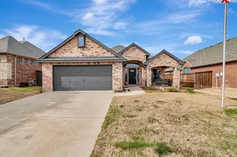 12513 Outlook Ave, Fort Worth, TX 76244