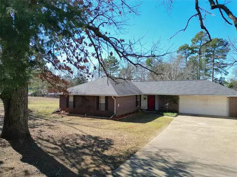 401 Vz County Rd 4818, Chandler, TX 75758