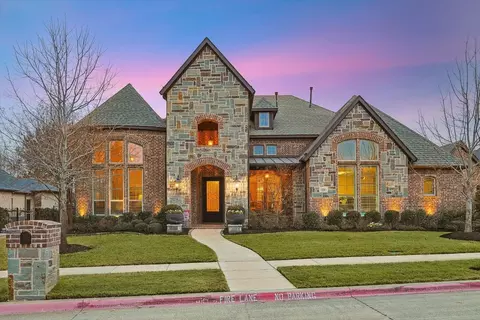 228 Marie Cir, Southlake, TX 76092