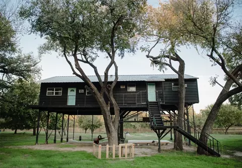 7141 Horseshoe Bend Trl, Weatherford, TX 76087