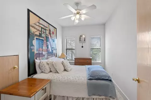Bedroom - 2211 N Wind Dr, Tool, TX 75143 photo 4 of 5