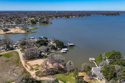 View/Area - 2211 N Wind Dr, Tool, TX 75143 photo 5 of 6