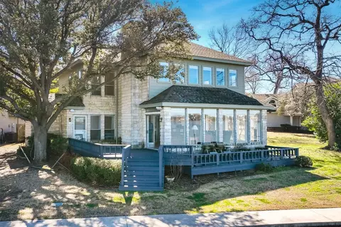 Exterior - 2211 N Wind Dr, Tool, TX 75143 photo 4 of 5
