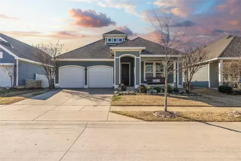 9212 Benevolent Ct, Aubrey, TX 76227
