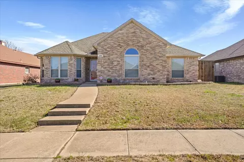 2604 Dandelion Ln, Rowlett, TX 75089