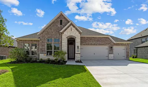 705 Abbey Rd, Van Alstyne, TX 75495