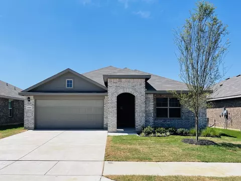 4141 Dublin Ridge Dr, Crowley, TX 76036