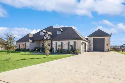 525 Westcreek Ln, Northlake, TX 76226