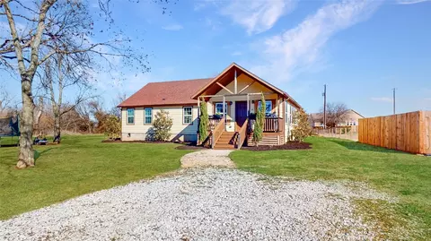 148 Mccrae Ln, Boyd, TX 76023