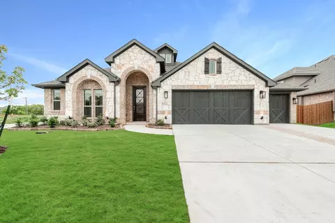 4202 Biscayne Dr, Midlothian, TX 76065