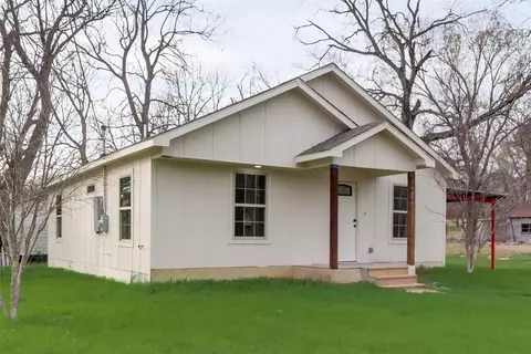 322 S 1st St, Grand Saline, TX 75140
