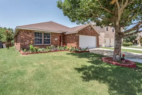 13253 Poppy Hill Ln, Fort Worth, TX 76244