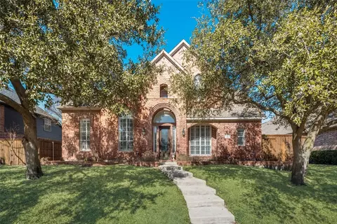 2213 Scenic Dr, Plano, TX 75025