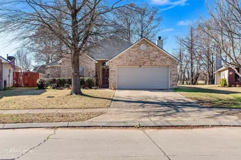 3225 Grand Lk, Bossier City, LA 71111