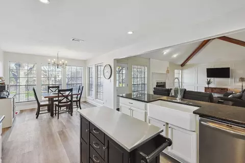 121 Cedarcrest Ln, Double Oak, TX 75077