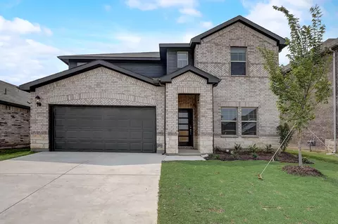 6713 Iron Oak Rd, Crowley, TX 76036
