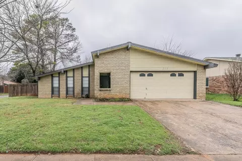 2510 Ridgemoor Ct, Arlington, TX 76016