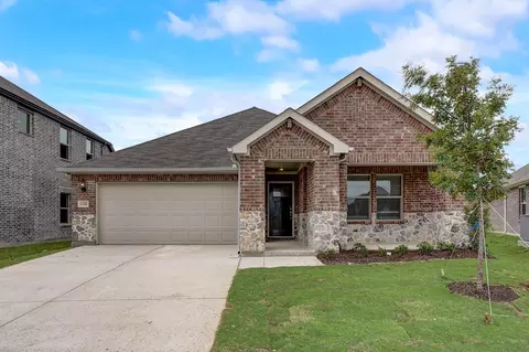 6400 Bronco Rd, Crowley, TX 76036