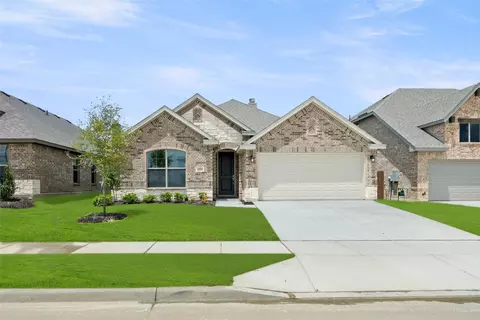 4532 Norcross Ln, Crowley, TX 76036