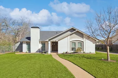 3028 Yorkshire Ct, Flower Mound, TX 75028