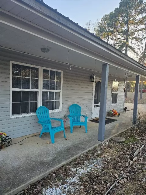Exterior - 1103 Coyle St, Springhill, LA 71075 photo 5 of 6