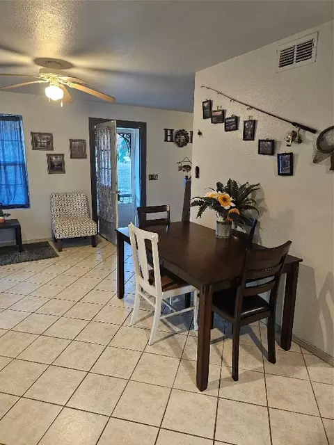 Dining - 1103 Coyle St, Springhill, LA 71075 photo 1 of 1