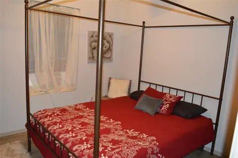 Bedroom - 1103 Coyle St, Springhill, LA 71075 photo 1 of 2