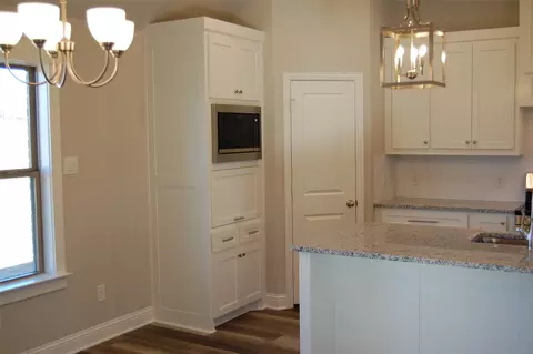 741 Raylan St, Springtown, TX 76082 photo 10