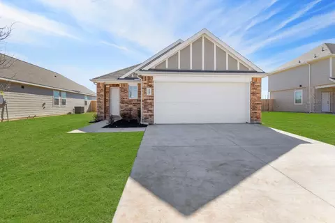1117 Takeoff Ave, Fort Worth, TX 76131