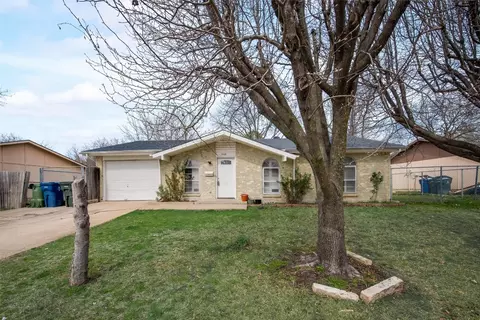 3902 Commonwealth Dr, Garland, TX 75043
