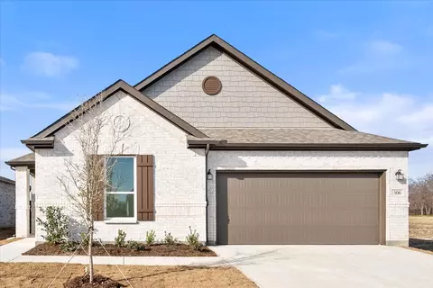 506 Claremont Dr, Justin, TX 76247