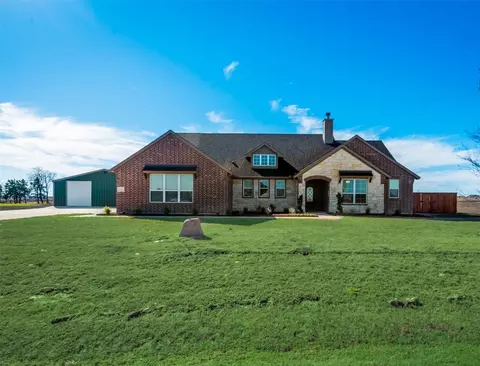 1212 Brandon St, Nevada, TX 75173