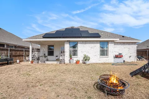 932 Sam St, Springtown, TX 76082 photo 14