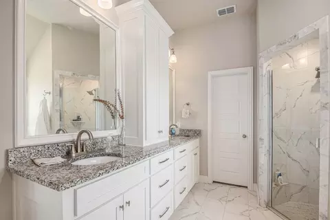 932 Sam St, Springtown, TX 76082 photo 9