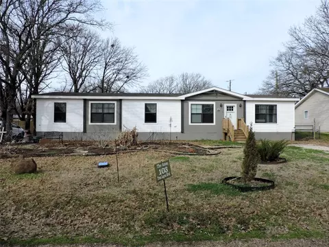 103 Tres Lagos Blvd, Gun Barrel City, TX 75156