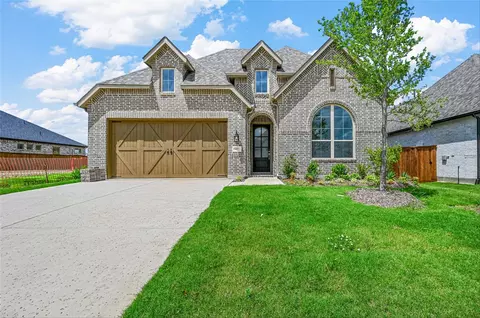 4637 Clearcrest Rd, Midlothian, TX 76065