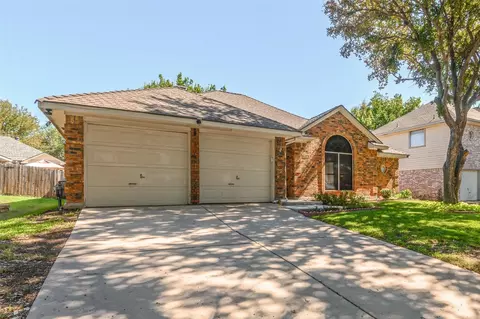 7436 Mesa Verde Trl, Fort Worth, TX 76137