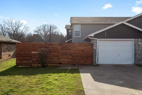 1037 Cottonwood Trl, Benbrook, TX 76126