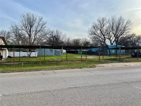 508 E Highway 82, Nocona, TX 76255
