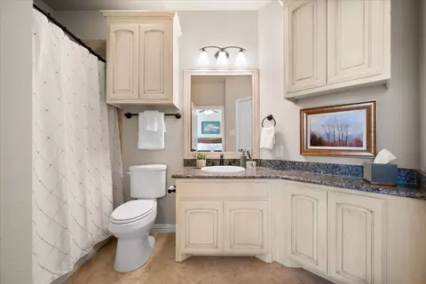 Bath - 301 Menton Ln, Keller, TX 76248 photo 3 of 3