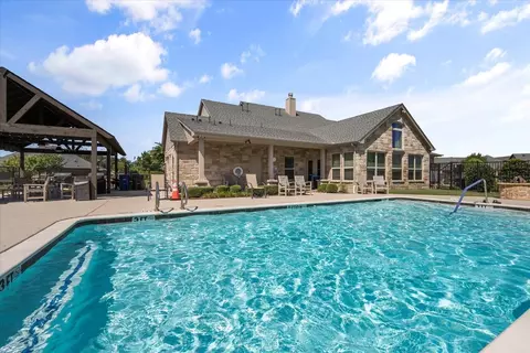 Exterior - 301 Menton Ln, Keller, TX 76248 photo 10 of 11