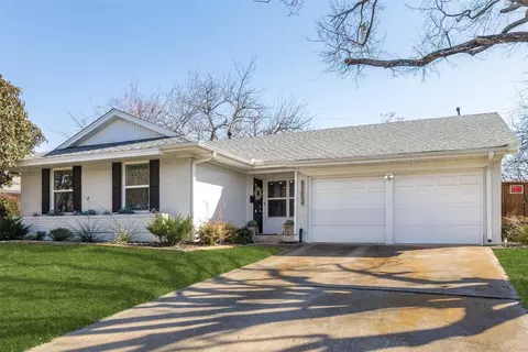 11054 Paddock Cir, Dallas, TX 75238