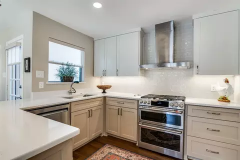 Kitchen - 733 Eagle Dr, Coppell, TX 75019 photo 6 of 7