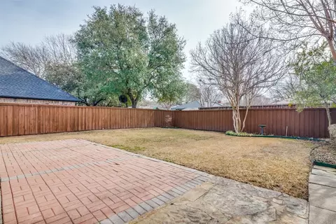 Exterior - 733 Eagle Dr, Coppell, TX 75019 photo 4 of 6